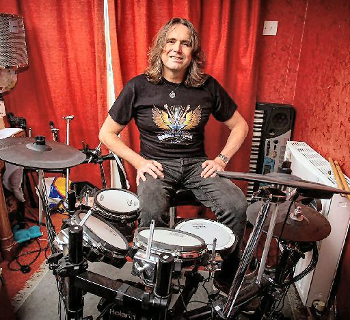 Mark Thompson-Smith3x